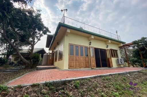 Wonderful 3 bedroom house on top of a hill surrounded by nature and lovely countryside view. Mae Taeng, Chiang Mai.