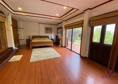 Wonderful 3 bedroom house on top of a hill surrounded by nature and lovely countryside view. Mae Taeng, Chiang Mai.