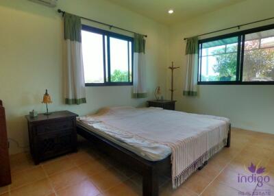 Beautiful two bedroom bungalow set in Doi Saket countryside with lovely ricefield and mountain view.