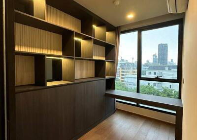 1-BR Condo at Ideo Q Sukhumvit 36 near BTS Thong Lor