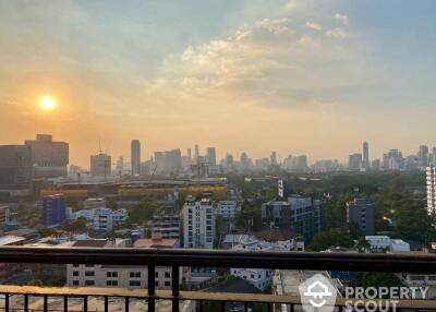 2-BR Condo at Aguston Sukhumvit 22 near MRT Queen Sirikit National Convention Centre