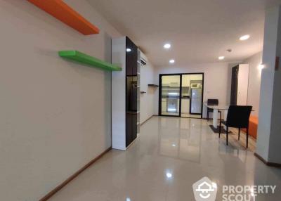 2-BR Condo at The Tempo Phaholyothin near BTS Ari