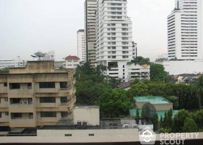 4-BR Condo at Oriental Towers Condominium near BTS Ekkamai