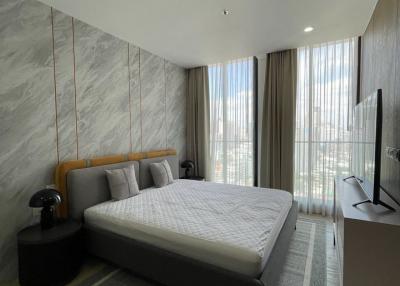 For RENT : Noble Ploenchit / 2 Bedroom / 2 Bathrooms / 117 sqm / 130000 THB [10939586]