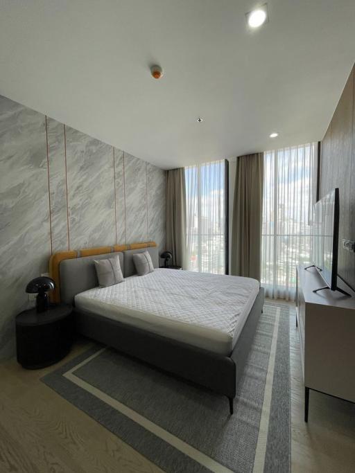 For RENT : Noble Ploenchit / 2 Bedroom / 2 Bathrooms / 117 sqm / 130000 THB [10939586]