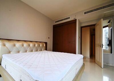 For Rent 178sqm 3 Bed 3 Bath Condo All Seasons Mansion close to BTS Phloen Chit