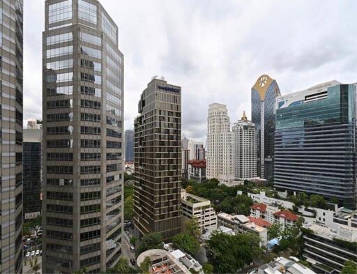 For Rent 178sqm 3 Bed 3 Bath Condo All Seasons Mansion close to BTS Phloen Chit