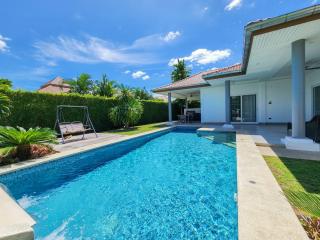 MALI PRESTIGE: 3 Bed Pool Villa