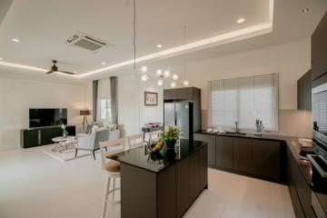 232 ตรม., 3 ห้องนอน, 3 ห้องน้ำ บ้าน ราคา ฿ 9,800,000