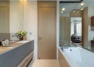 2 bed Condo in The ESSE Asoke Khlong Toei Nuea Sub District C018119