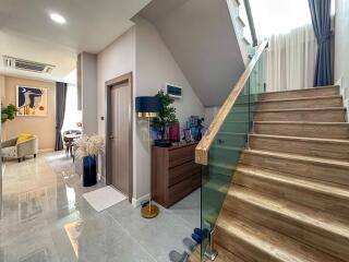 4 Bedrooms House in Tamarind Village Huay Yai H010981