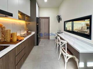 4 Bedrooms House in Tamarind Village Huay Yai H010981