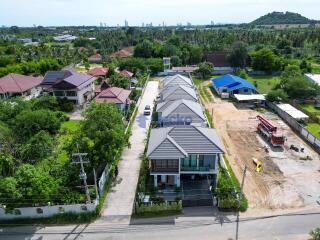 4 Bedrooms House in Tamarind Village Huay Yai H010981