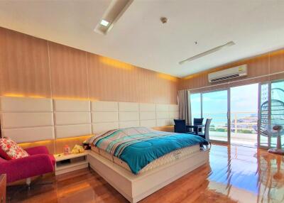 View Talay 8 Condo For Sale