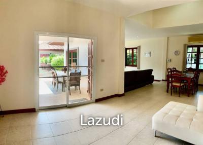 Orchid Palm Homes 2 : 4 Bedroom Pool Villa On Soi 102