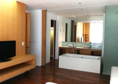 For RENT : Domus / 3 Bedroom / 3 Bathrooms / 167 sqm / 100000 THB [10944147]