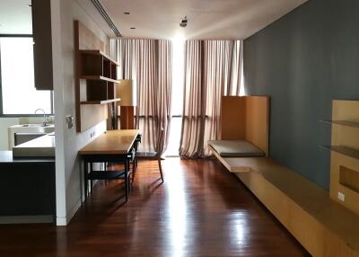 For RENT : Domus / 3 Bedroom / 3 Bathrooms / 167 sqm / 100000 THB [10944147]