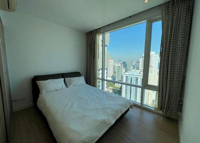 For Sale and Rent Bangkok Condo Fullerton Sukhumvit 59 BTS Ekkamai Watthana