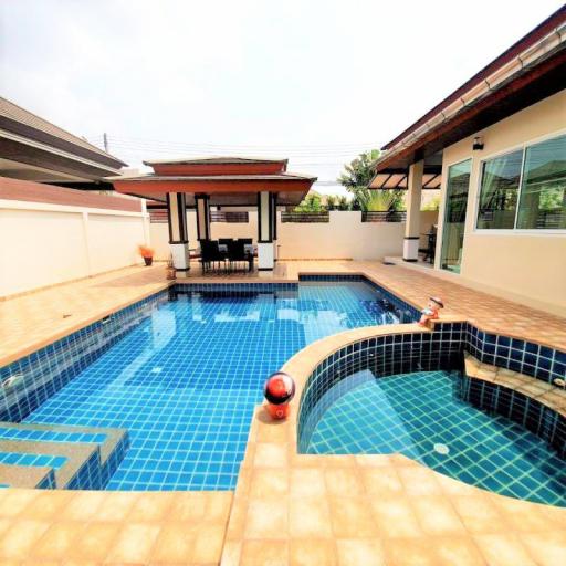 Baan Piam Mongkhon House For Sale