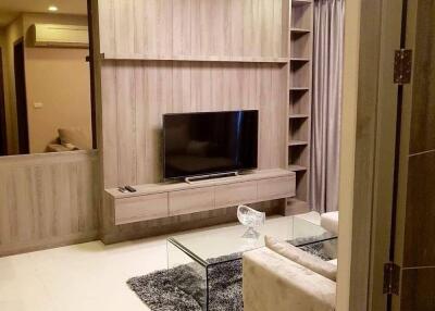 2-BR Condo at Trapezo Sukhumvit 16 near MRT Queen Sirikit National Convention Centre