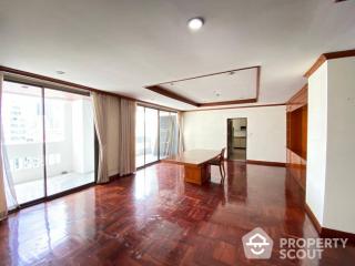 3-BR Apt. near MRT Sukhumvit