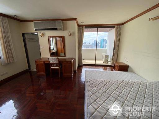 3-BR Apt. near MRT Sukhumvit