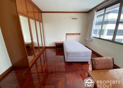 3-BR Apt. near MRT Sukhumvit