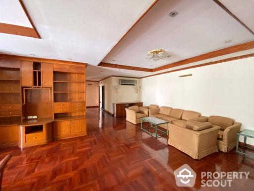 3-BR Apt. near MRT Sukhumvit