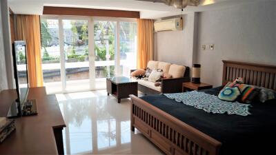 Cosy Beach Townhouse for Sale in Pattaya