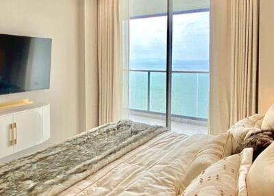 Copacabana – 2 Bed 2 Bath High Floor (54th Floor)