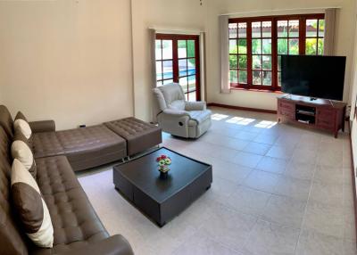 Orchid Palm Homes 1 : 4 Bedroom Pool Villa On Soi 102