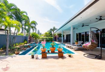 Modern 3 Bed Pool Villa inside Alamanda project