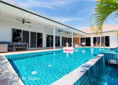 Modern 3 Bed Pool Villa inside Alamanda project