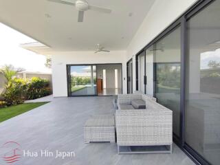 Modern and Quality 2 Bedroom Pool Villa close to City Centre (off plan)