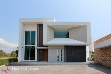 Modern and Luxury 6 Bedroom Pool Villa in Palm Hills Golf (Completed in 2022, Fully Furnished)