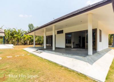 Big luxury estate villa with very large land for sale west of Hua Hin