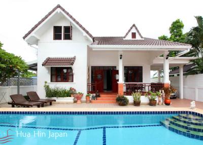 Cozy 3 Bedroom Pool Villa only 1 km from Pak Nam Pran Beach Area (Completed, Furnished)
