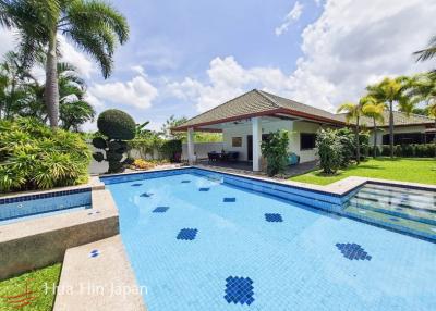 **Recently Remodeled** Spacious 3 Bedroom Pool Villa off Pala U road, Close to Downtown
