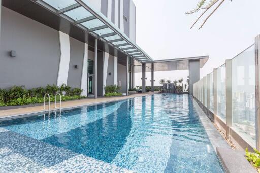 2 bed Condo in Rhythm Sukhumvit 42 Phra Khanong Sub District C020285