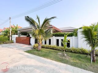 Location, Location, Location! 3 Bedroom Pool Villa only 2 KM to Bluport shopping Mall and Beach. ( Complete & Fully Furnished)