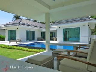 High quality house only 800 meters from Dolphin Bay Beach