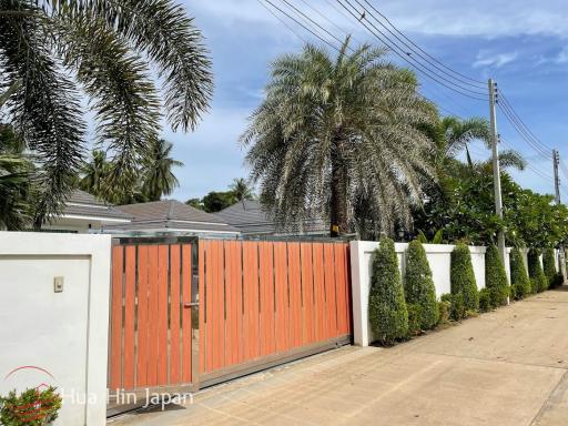 High quality house only 800 meters from Dolphin Bay Beach