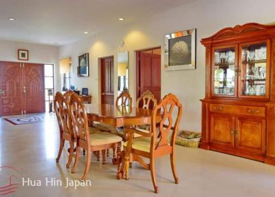 A Large 3 Bedroom Pool Villa with Beautiful Tropical Garden near Khao Tao Beach