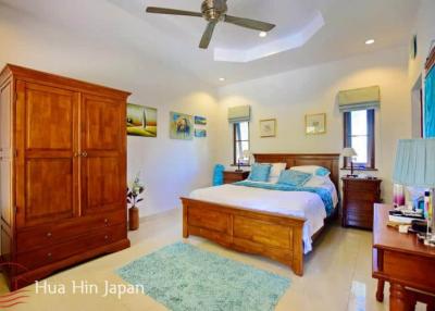 A Large 3 Bedroom Pool Villa with Beautiful Tropical Garden near Khao Tao Beach