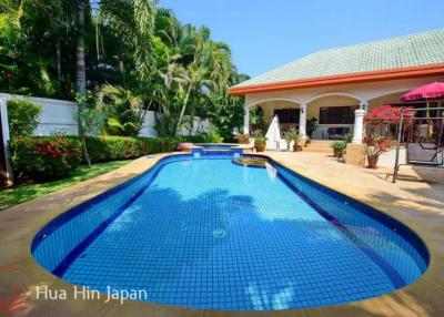 A Large 3 Bedroom Pool Villa with Beautiful Tropical Garden near Khao Tao Beach