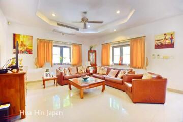 A Large 3 Bedroom Pool Villa with Beautiful Tropical Garden near Khao Tao Beach