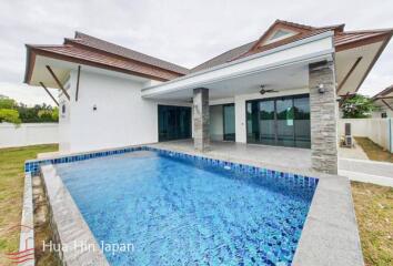 Contemporary Thai Design Pool Villa Close to Palm Hills Golf