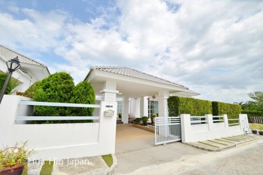 Colonial Design 2 Bedroom Pool Villa only 5 min drive to Black Mountain and International School