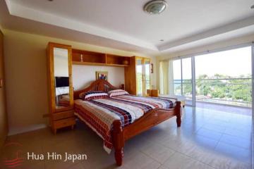 Studio unit with great sea view at Jamchuree condo