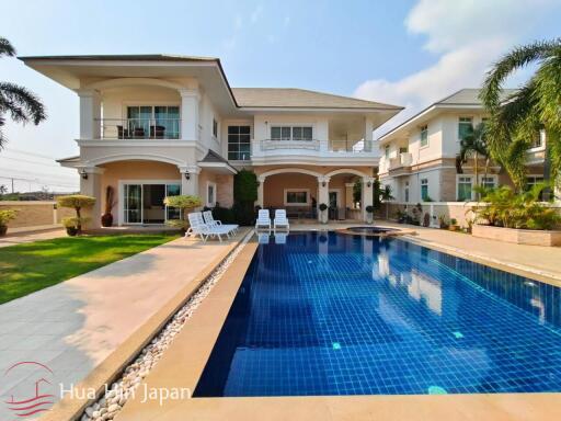 Nice Two Story 4 Bedroom Pool Villa Close to Town